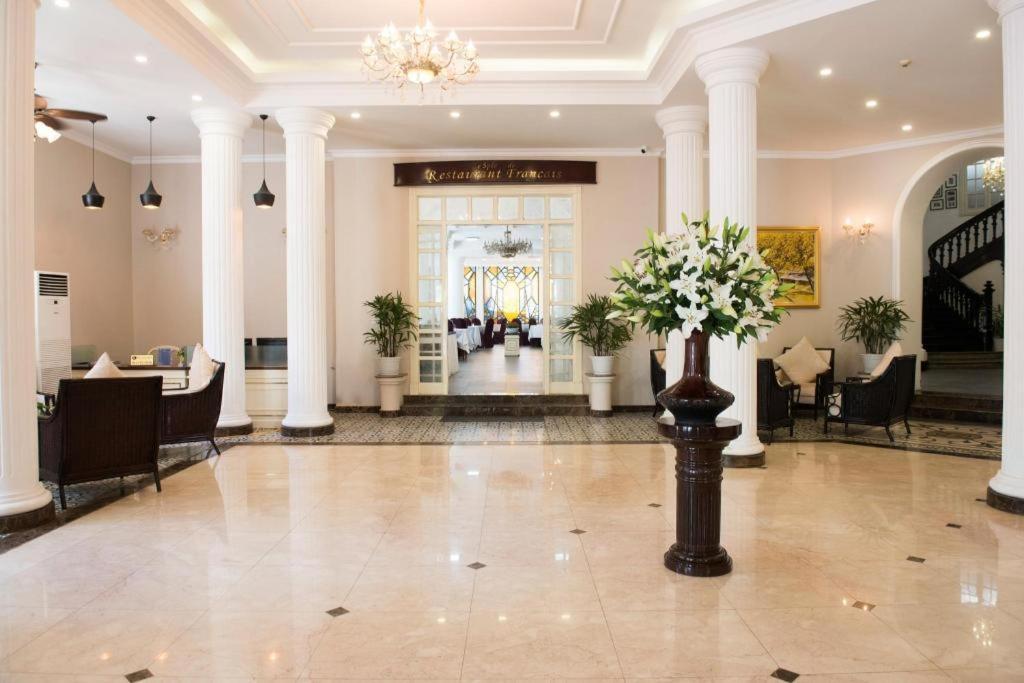 Hoa Binh Hotel Hanoi Exterior photo